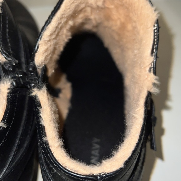 Old navy ankle boots size 8 - Picture 4 of 6